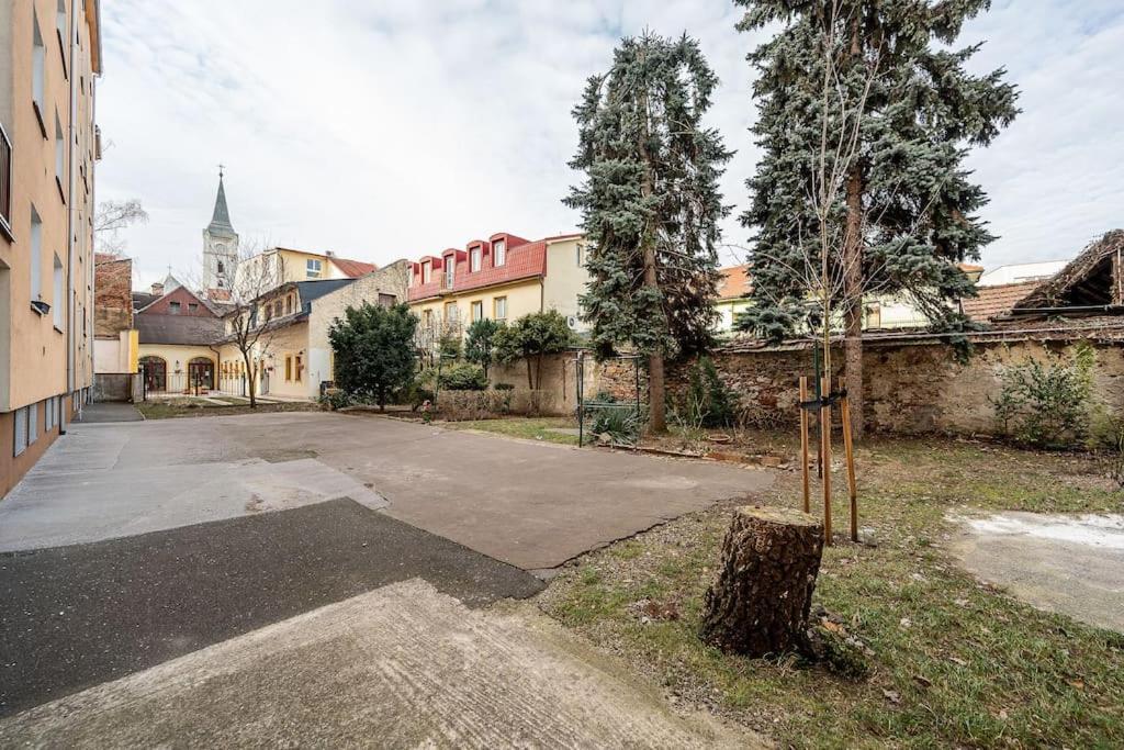 Apartman Sladky Domov コシツェ エクステリア 写真